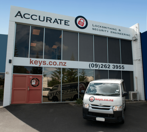 keys-shop-front-2-860x1024